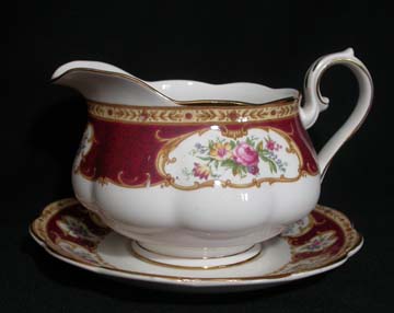 Royal Albert Lady Hamilton Gravy Boat & Underplate