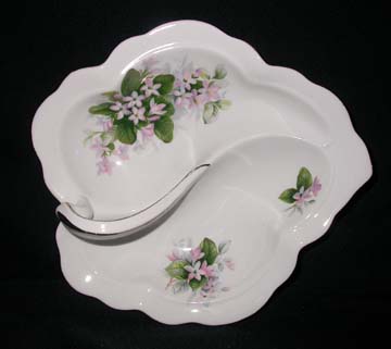 Royal Albert Mayflower Leaf Dish