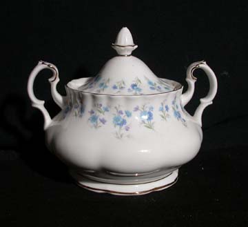 Royal Albert Memory Lane - Made In England Sugar Bowl & Lid