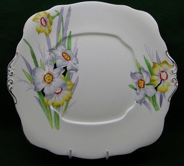 Royal Albert Narcissus Plate - Cake/Handled