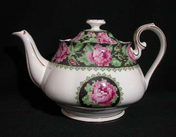 Royal Albert Needle Point Tea Pot & Lid - Small