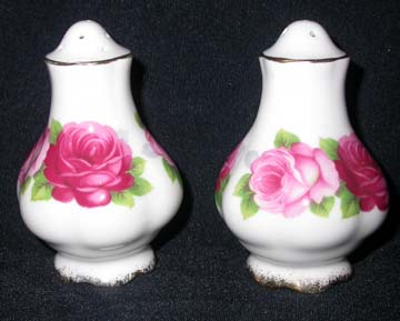 Royal Albert Old English Rose Salt & Pepper Set