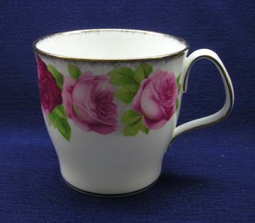 Royal Albert Old English Rose Mug