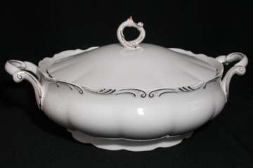 Royal Albert Orleans Vegetable Bowl - Covered