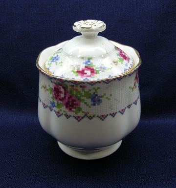 Royal Albert Petit Point Jam/Jelly & Lid