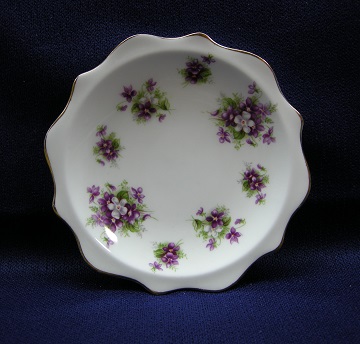 Royal Albert Sweet Violets Mint Dish