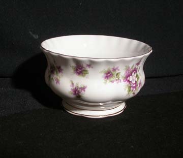 Royal Albert Sweet Violets Sugar Bowl - Small/Open