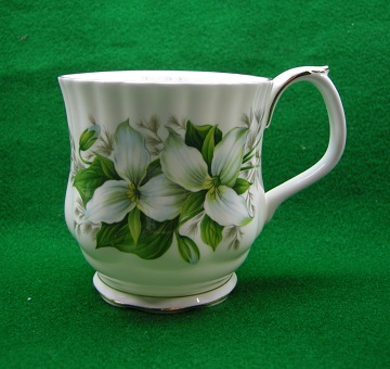 Royal Albert Trillium Mug