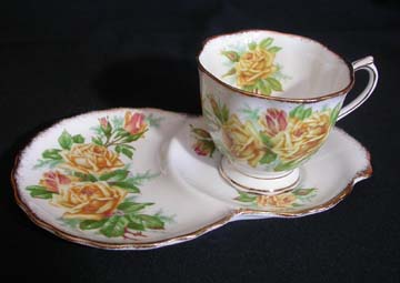 Royal Albert Tea Rose Hostess Set - Oval