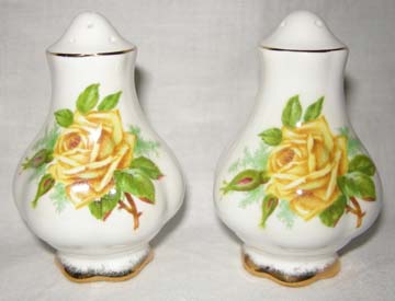 Royal Albert Tea Rose Salt & Pepper Set