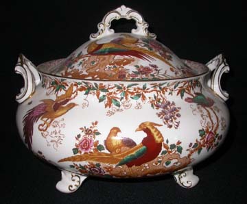 Royal Crown Derby Olde Avesbury Tureen & Lid