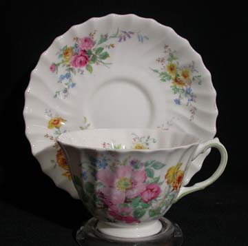 Royal Doulton Arcadia H4802 Cup & Saucer