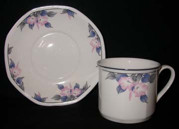 Royal Doulton Bloomsbury LS1082 Cup & Saucer