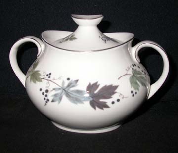 Royal Doulton Burgundy TC1001 Sugar Bowl & Lid