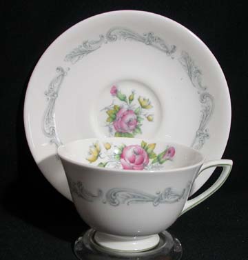 Royal Doulton Chantilly Rose H4857 Cup & Saucer