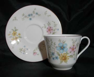 Royal Doulton Elegy H5044 Cup & Saucer