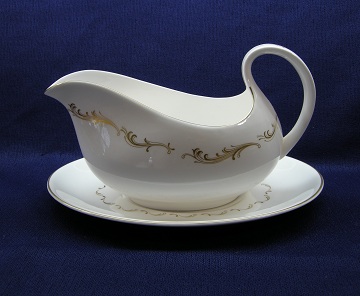 Royal Doulton French Provincial  H4945 Gravy Boat & Underplate