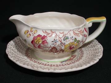 Royal Doulton Grantham D5477 Gravy Boat & Underplate