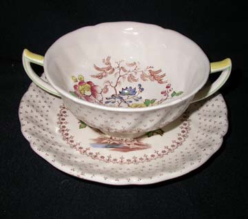 Royal Doulton Grantham D5477 Cream Soup & Saucer Set - Footed