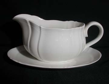 Royal Doulton Hallmark Gravy Boat & Underplate