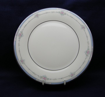 Royal Doulton Lisa  H5154 Plate - Salad