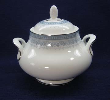 Royal Doulton Lorraine H5033 Sugar Bowl & Lid