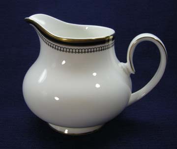 Royal Doulton Pavanne H5095 Creamer - Large