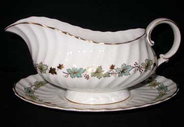 Royal Doulton Piedmont H4967 Gravy Boat & Underplate