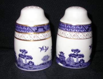 Royal Doulton Real Old Willow Salt & Pepper Set