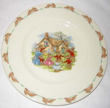 Royal Doulton Bunnykins 43 -  Plate - Ring A Ring O Roses