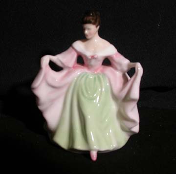 Royal Doulton Figurines Sara Sara - Royal Doulton