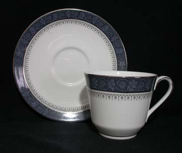 Royal Doulton Sherbrooke H5009 Cup & Saucer