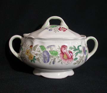 Royal Doulton Stratford - Floral - D6196 Sugar Bowl & Lid