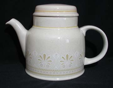 Royal Doulton Sunny Day LS1024 Tea Pot & Lid - Large - Flea bite on lid