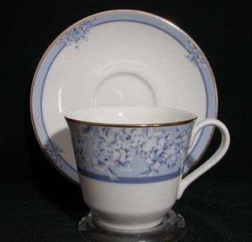 Royal Doulton Tara TC1248 Cup & Saucer