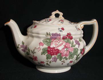 Royal Doulton Wildflower D5273 Tea Pot & Lid