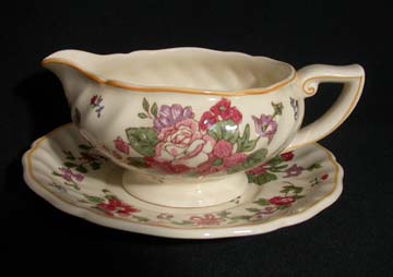 Royal Doulton Wildflower D5273 Gravy Boat & Underplate