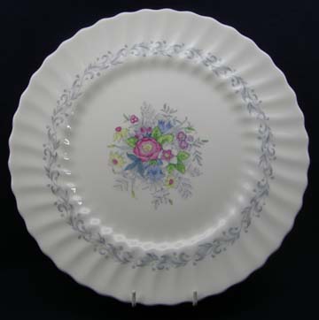 Royal Doulton Windermere H4856 Plate - Dinner