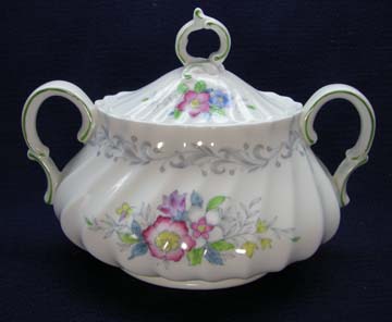 Royal Doulton Windermere H4856 Sugar Bowl & Lid