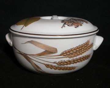 Royal Worcester Evesham Covered Casserole