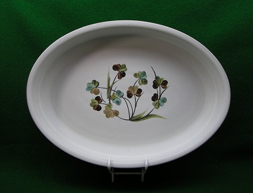 Denby Shamrock Oval Baker