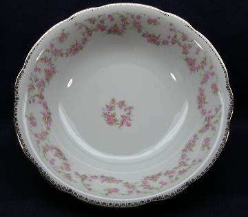 Schumann - Bavaria - Germany Original Bridal Rose Vegetable/Fruit Bowl