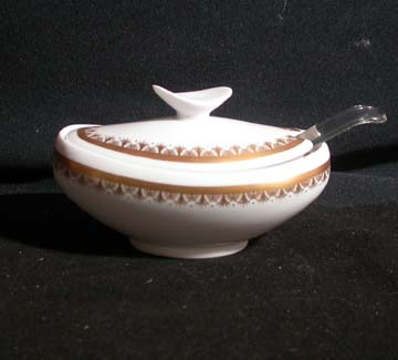 Spode Elizabethan Mustard With Lid