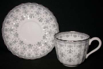 Spode Fleur de Lys - Gray - Y7515 Cup & Saucer