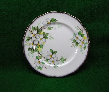 Royal Albert White Dogwood Plate - Bread & Butter