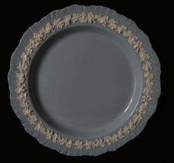 Wedgwood Cream Color On Lavender - Shell Edge Platter