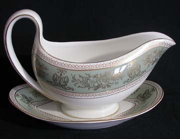 Wedgwood Columbia - Sage Green - R4409 Gravy Boat & Underplate