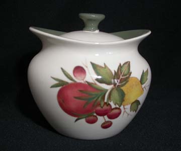 Wedgwood Covent Garden - Barlaston TK605 Sugar Bowl & Lid