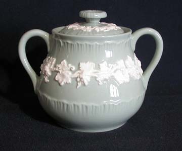 Wedgwood Cream Color On Celadon - Shell Edge Sugar Bowl & Lid