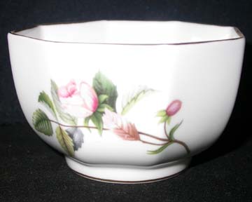 Wedgwood Hathaway Rose - R4317 Sugar Bowl - Small/Open